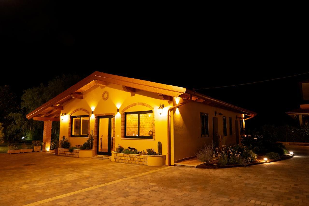 Agriturismo Casa Chiara Λατίνα Εξωτερικό φωτογραφία