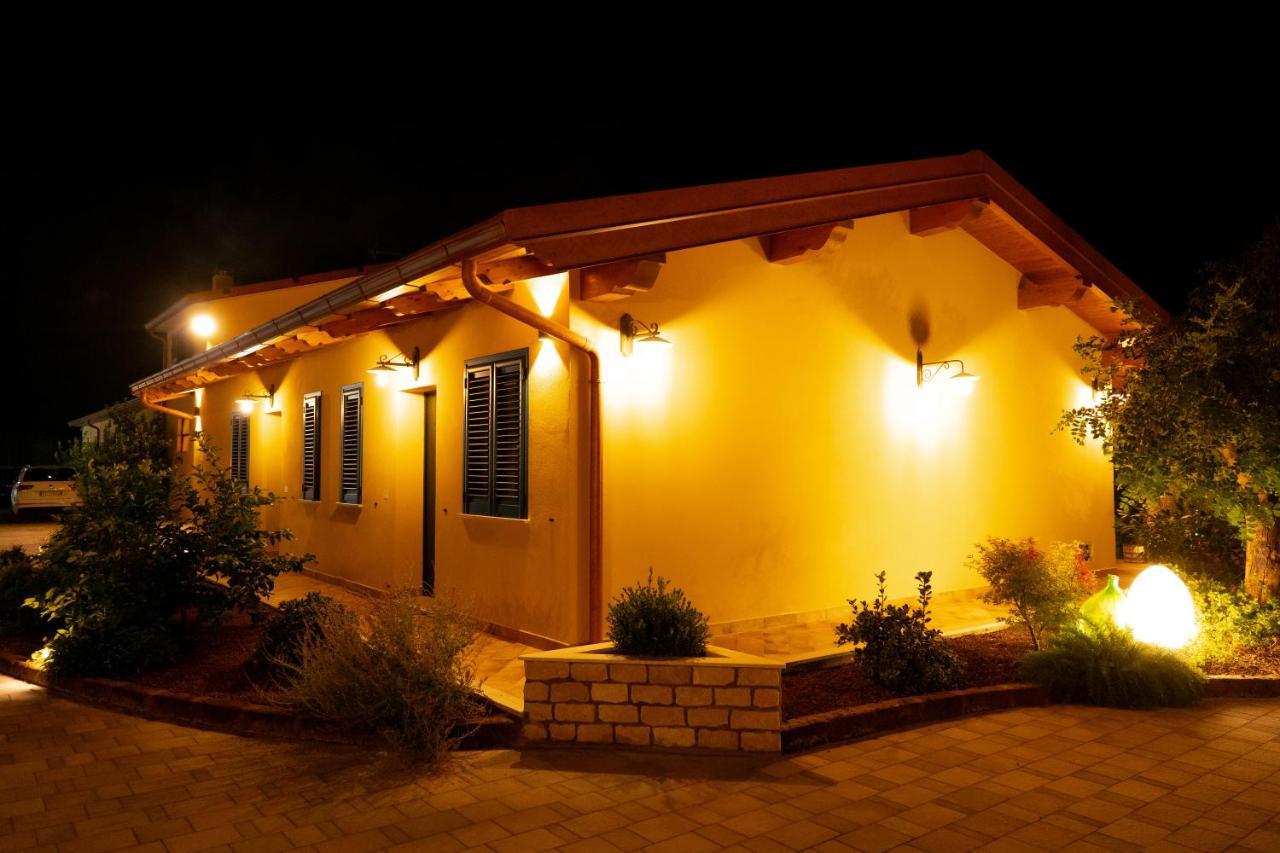 Agriturismo Casa Chiara Λατίνα Εξωτερικό φωτογραφία